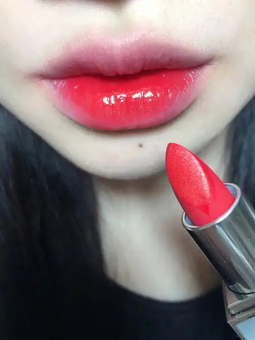 tf圣诞限定渐变银管复古金闪草莓红