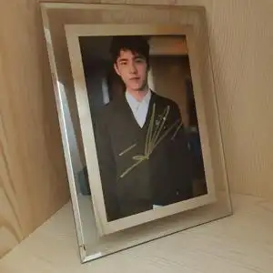 刘昊然签名照 刘昊然周边同款代言写真拍立得明信片海报娃娃礼物