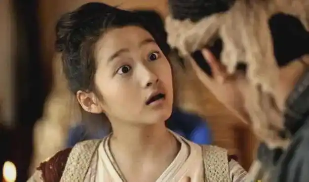 关晓彤出道23年归来才27岁,被郑恺说是从小看到大的老艺术家