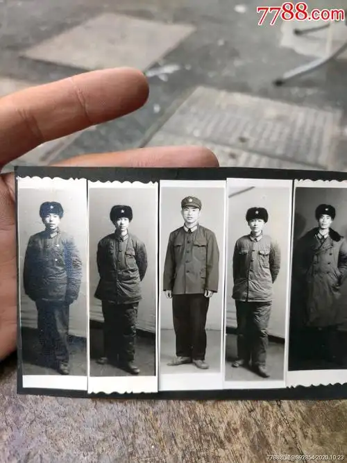 军人服装全身像照片五张