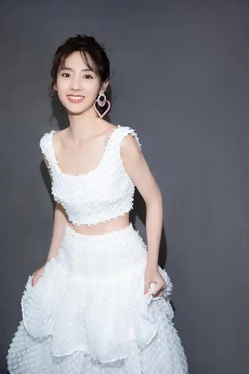 品牌找邢菲翻包视频植入邢菲种草视频资源丰富