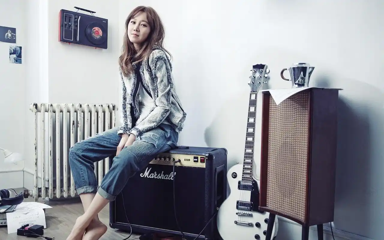 韩国美女秋季唯美复古风养眼休闲写真桌面壁纸(一)