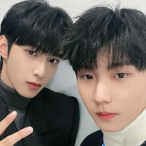 王源#刘耀文#宋亚轩#张真源打开新页爱豆鸭关注曾经那个