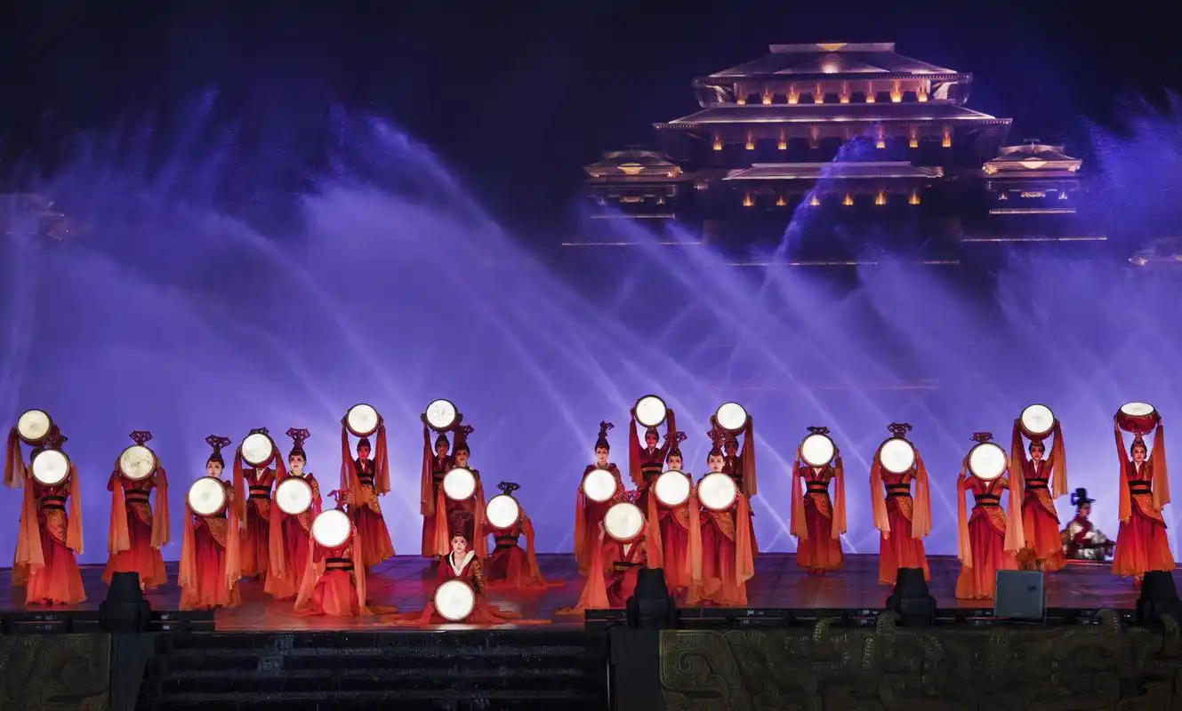 大型水上实景剧《天汉传奇》在汉中演出