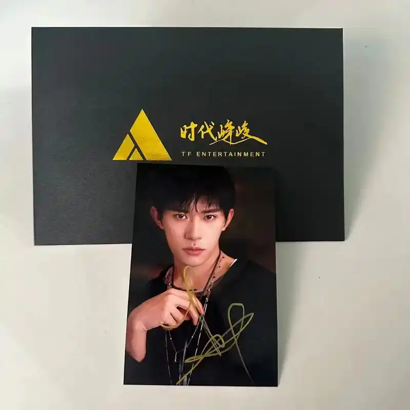 易烊千玺签名北京直发带信封#易烊千玺 - 抖音