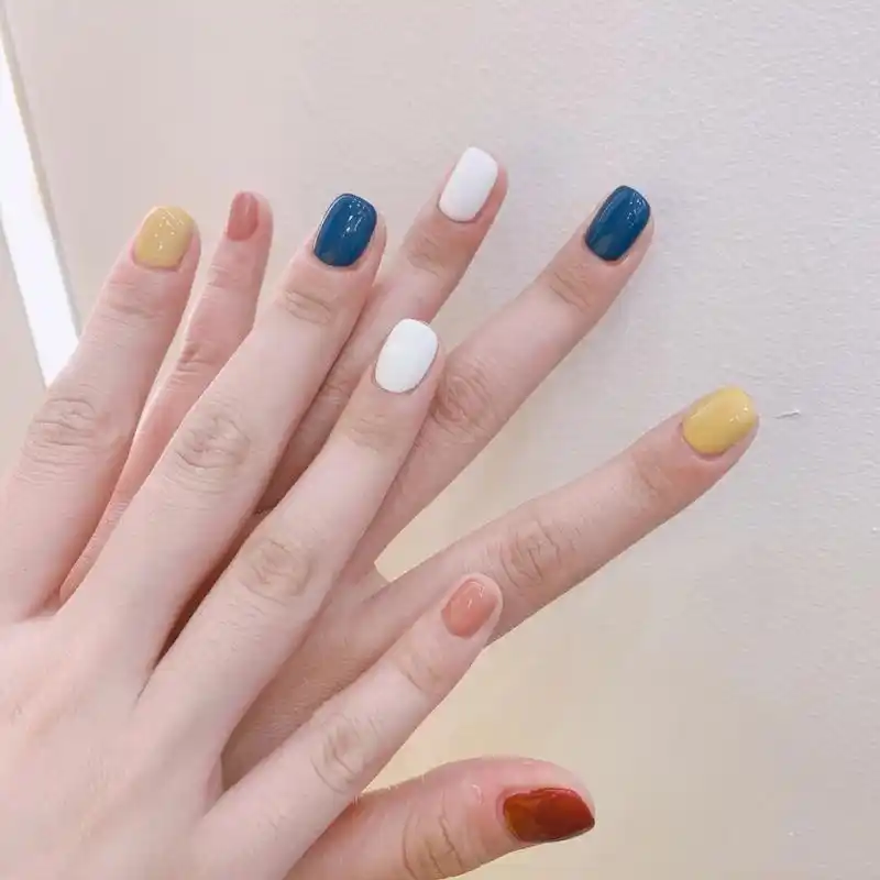 超级显白的纯色美甲,黄黑皮女生的福利,再也不用因为手黑而自卑