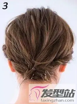 短发怎么盘头好看 短发自己盘发图解_发型站_最新流行发型设计发型