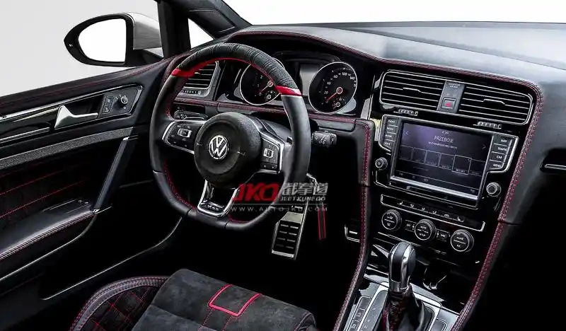 低调的小钢炮大众高尔夫改装动感个性内饰