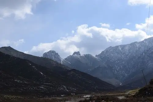 无人景区马牙雪山(西行记之十)