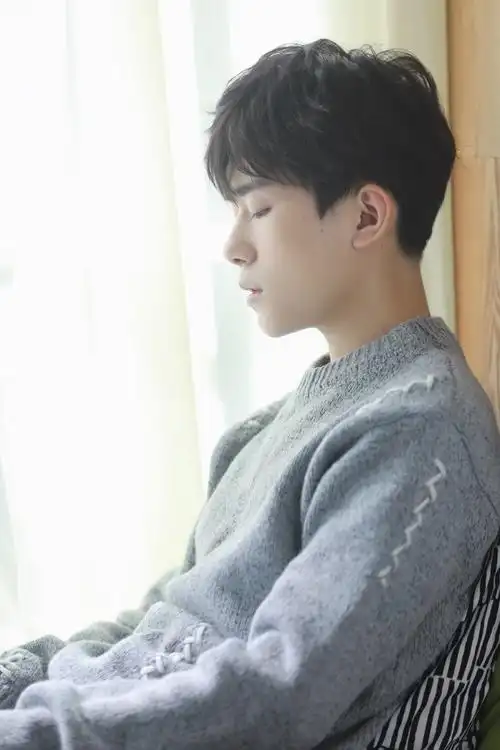 万千宠爱只为你 易烊千玺