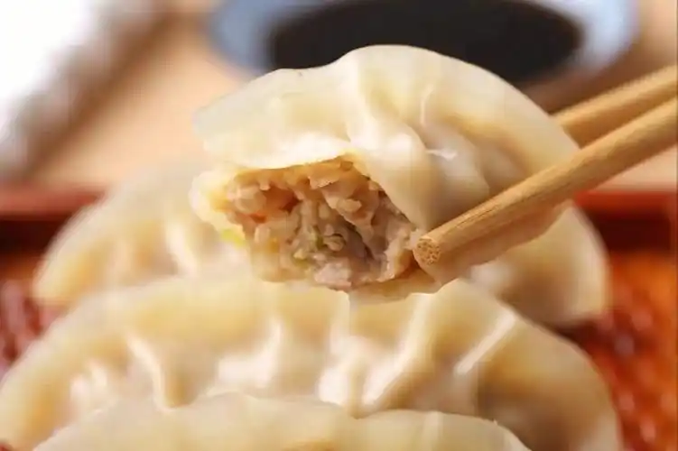 调白菜馅饺子最忌用盐杀水饭店大厨教你