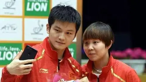 乒乓亚洲杯中国包揽冠亚军 樊振东朱雨玲登顶