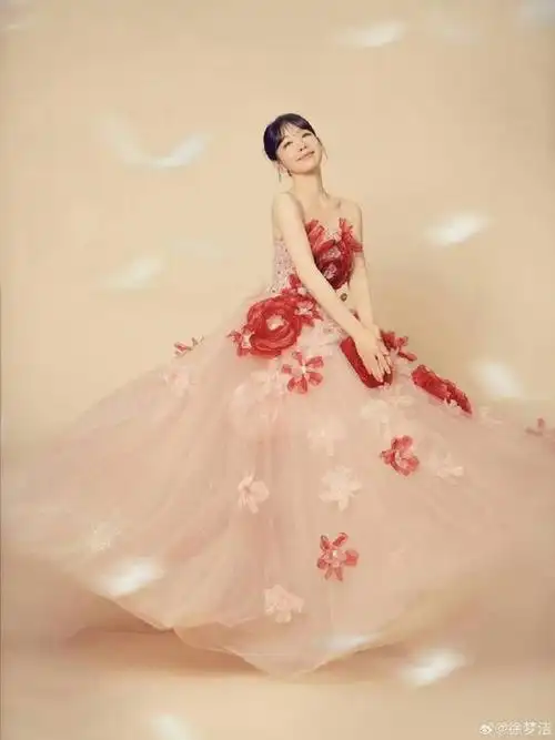 能量偶像人物志:笑容背后的实力女演员——徐梦洁|徐梦洁|火箭少女101