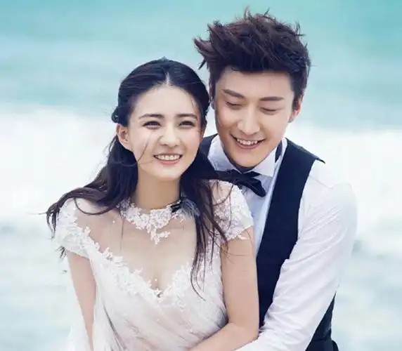 徐璐穿裙子坐缆车,岂料车厢是透明的,网友:下次注意-蘑菇号