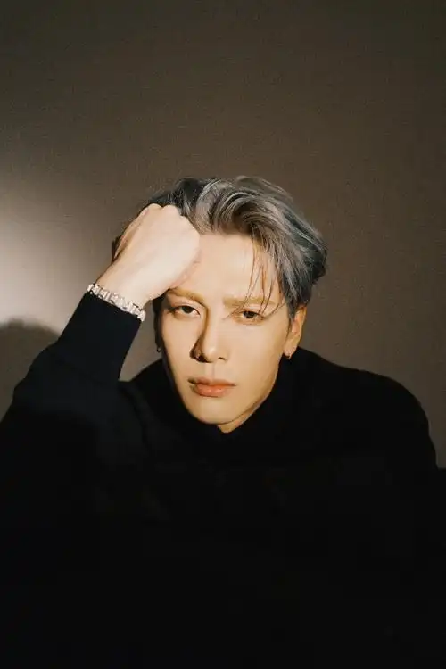 leader x王嘉尔南京站演唱会:与上万名年轻人一起玩