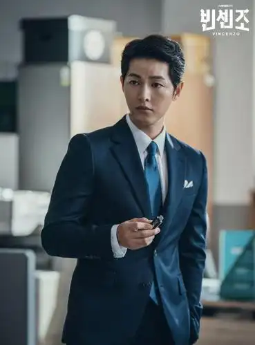 《文森佐》宋仲基1支表就上百万!黑手党阿佐有多富?