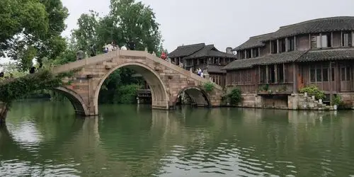 小桥流水影乌镇