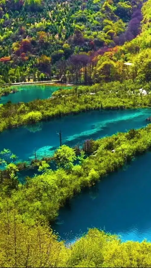 神奇九寨人间仙境