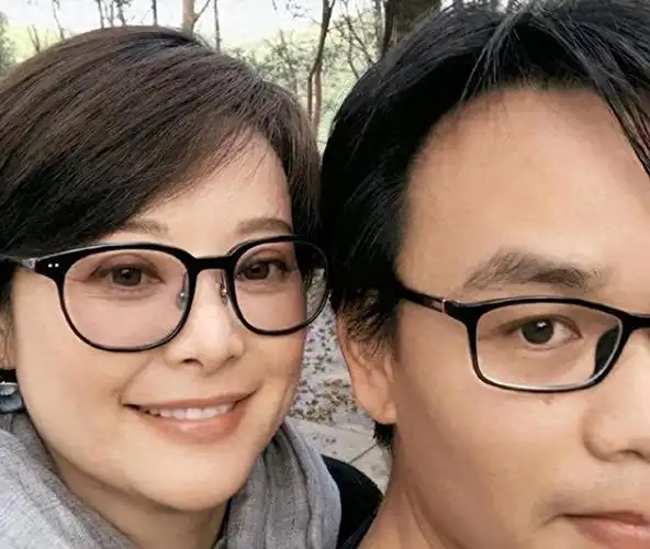 李冰冰|娱乐圈|王中军|吴彦祖|历史片|古装片|老戏骨|斯琴高娃_网易