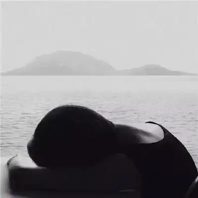 qq头像女生伤感黑白系大全2020不知身归处来去也匆匆