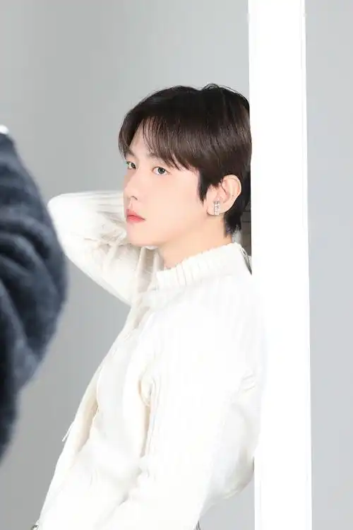 边伯贤澳门#第一个在银河开solo演唱会的9693艺人  期待演唱会