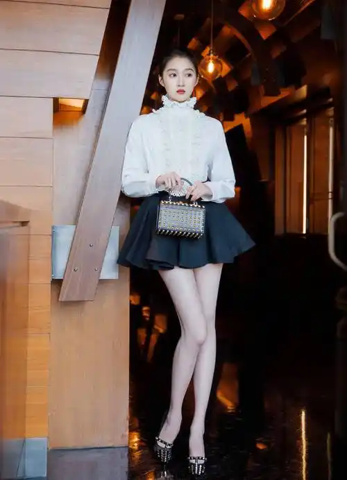 娱乐圈这6位长腿女星,世界小姐第一,关晓彤最后_身高_唐嫣_女子