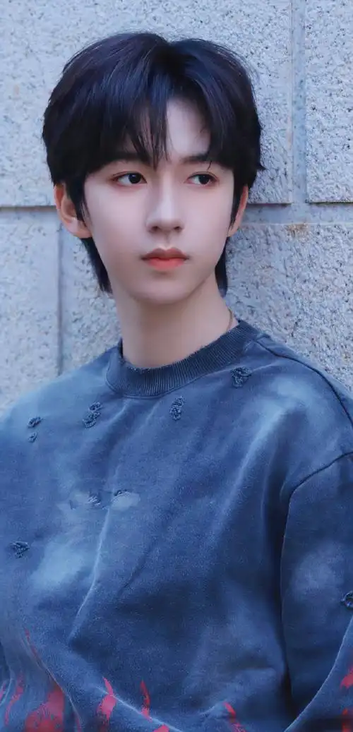 好久不见的帅气贺儿!心动up!@时代少年团-贺峻霖