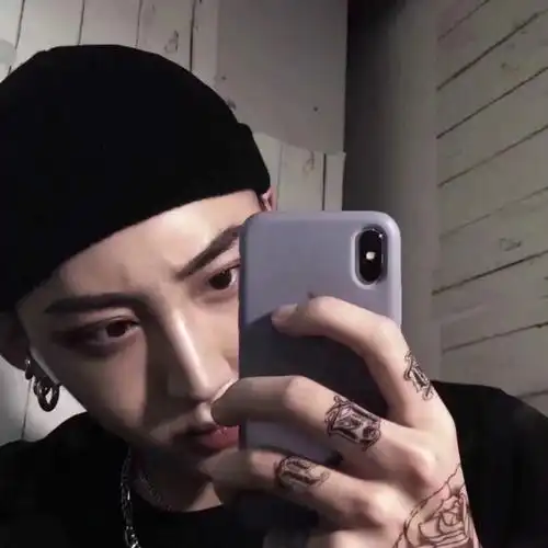 欧美男头 男生头像 男神头像 小清新头像想高冷的蔡同学 收藏点赞么么