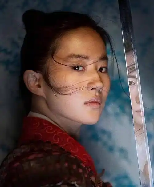 原创原创33岁刘亦菲单身穿红裙绝美为何佳作难出离大花总差口气