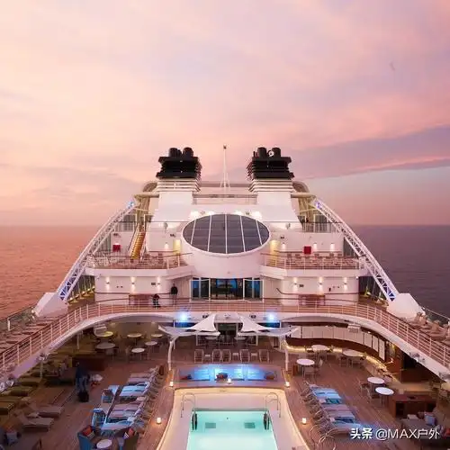 世界上最豪华的10大邮轮,一张床就得60万
