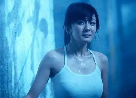 杨幂的胸围杨幂的胸围进化史从a到d真相