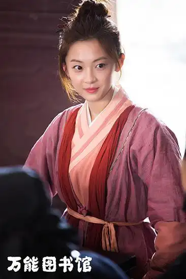 邵芸《万能图书馆》古装扮相