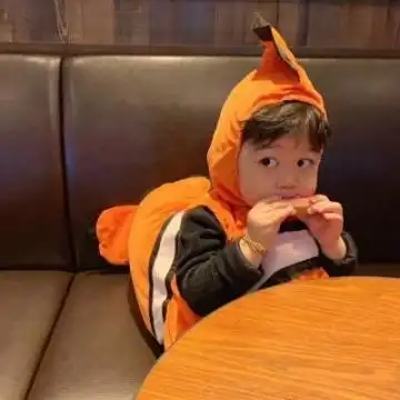 最火可爱萌娃情头一人一张分开可可爱爱微信情侣头像2020