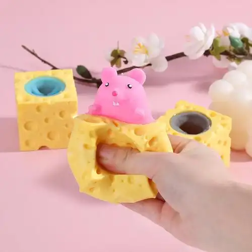 创意解压可爱奶酪老鼠杯捏捏乐挤压发泄松鼠杯减压玩具厂家批发