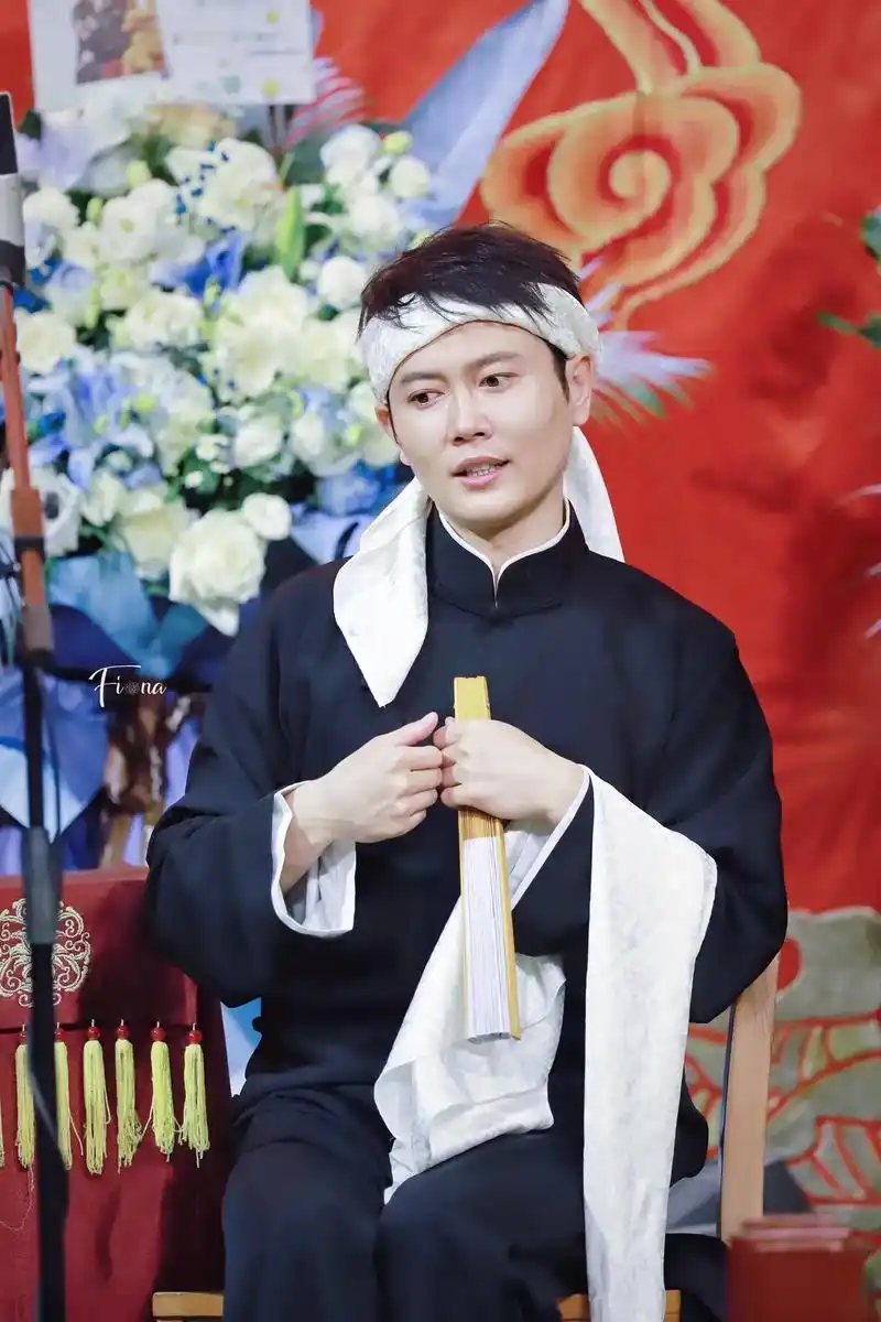 孟鹤堂 #德云社 #相声  梦回2019  垂耳兔柳银环# - 抖音