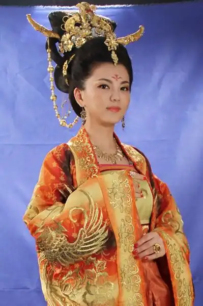 李湘版武则天造型,澄海美容,澄海新娘发型,汕头美容,汕头新娘发型-澄