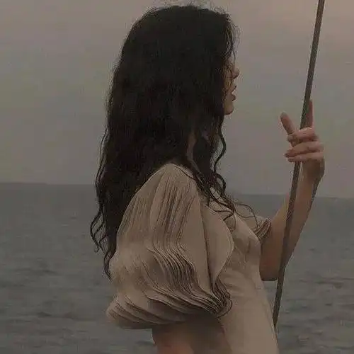 且污且珍惜换上5月最新情侣头像背景去撩妹汉