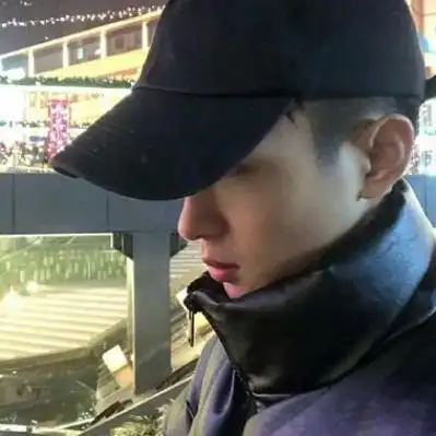 帅气成熟魅力戴帽子男生头像数量不多千万不要错过