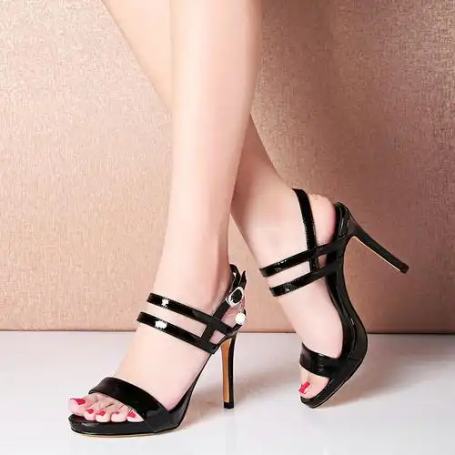 品点pandell夏季新款真皮凉鞋女细跟女鞋高跟鞋一字带女式凉靴防水台