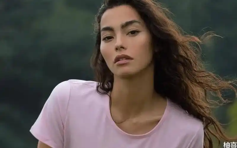 细数中法混血儿明星从外貌特征很容易辨认