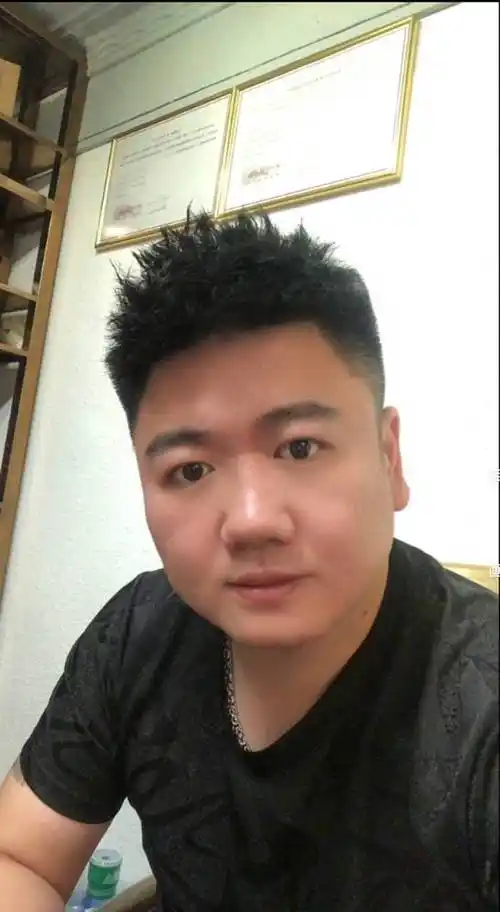 30岁离异男征婚照片(id:4813668)_福建漳州征婚交友_我主良缘网