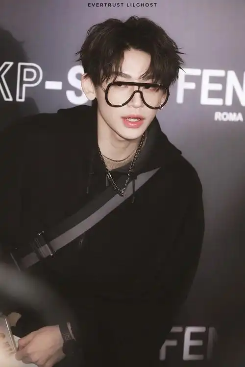 2019小鬼新店开幕酒会活动_图片_视频集锦-爱豆app