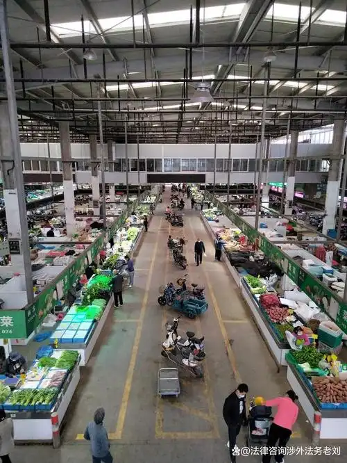 位于闵行区中春路的新安农副产品批发市场是上海市闵行地区最大的农副