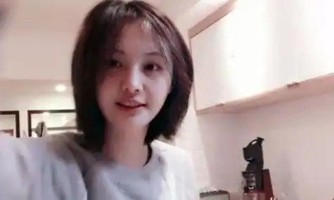 郑爽疑似吸毒深扒郑爽娱乐圈发疯之路