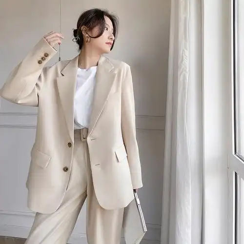 印思米色小西服套装女时尚气质2022春秋新款慵懒风女神范宽松西装