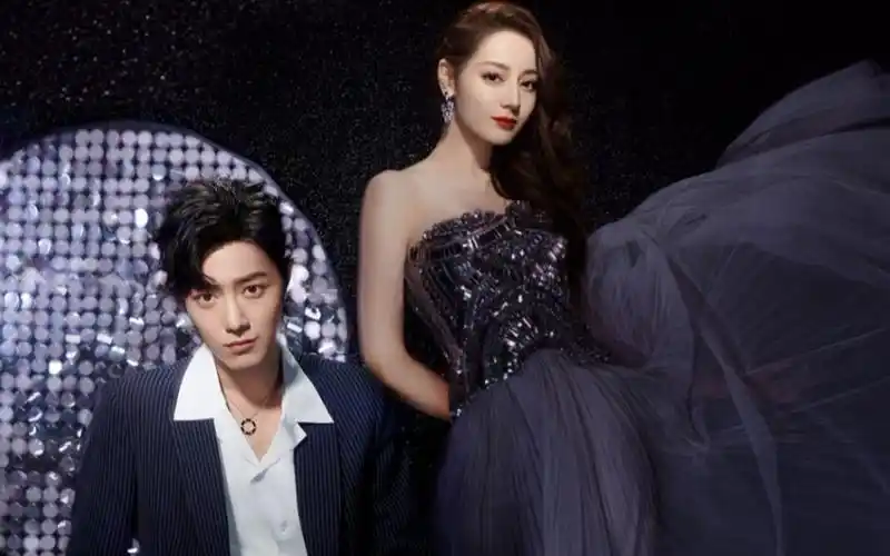 【热销夫妇】【肖战×迪丽热巴】杂志封面781578157815