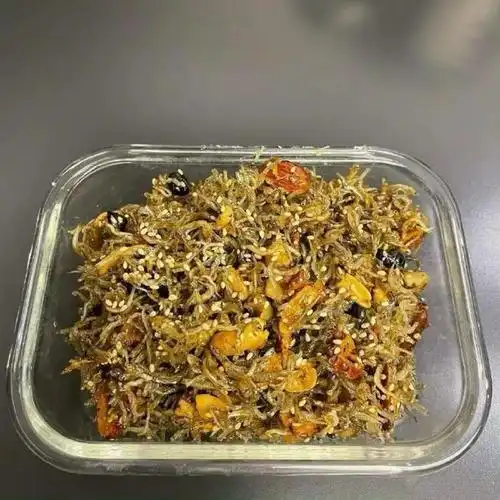 孙艺珍现身台湾省工作,一行几十人阵仗超大,路透照曝光状态超好|玄彬