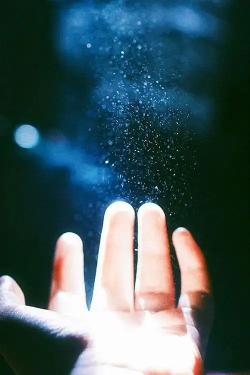 单独一只手的图片,单独一只手的图片女生-图片大观-奇异网