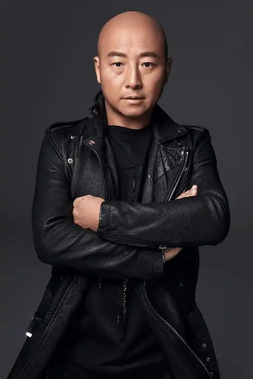 周晓鸥从舞台"炸"到影视作品 歌手到演员的蜕变不是一蹴而就