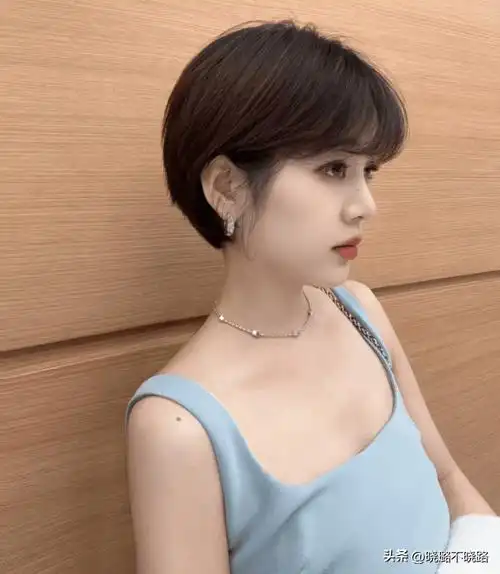 这3种发型更时尚显年轻_短发_女性_女人